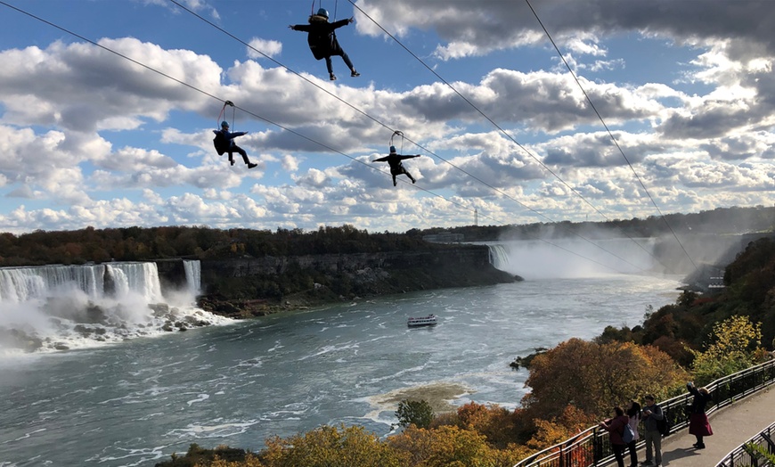 Image 5: Niagara Falls Bus Sightseeing Tour - Up to 23% Off