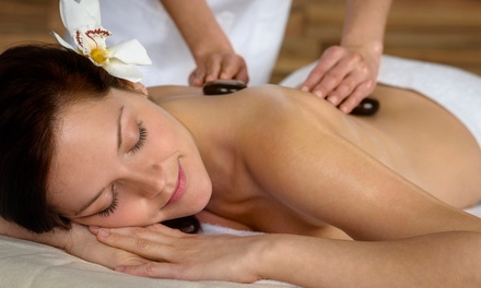 40-Minute Custom Combo: 20Mins Chair and 20Mins Foot Reflexology - Wellness Massage