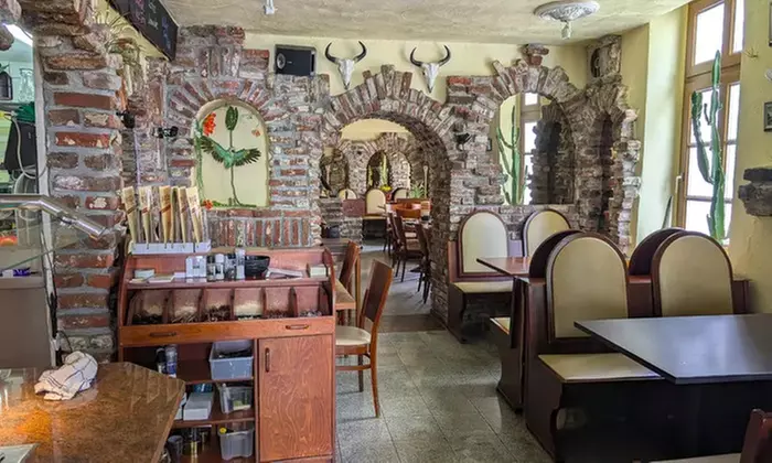 All-you-can-eat mit Fleischspießen, Vorspeisen & Desserts für 2 oder 4