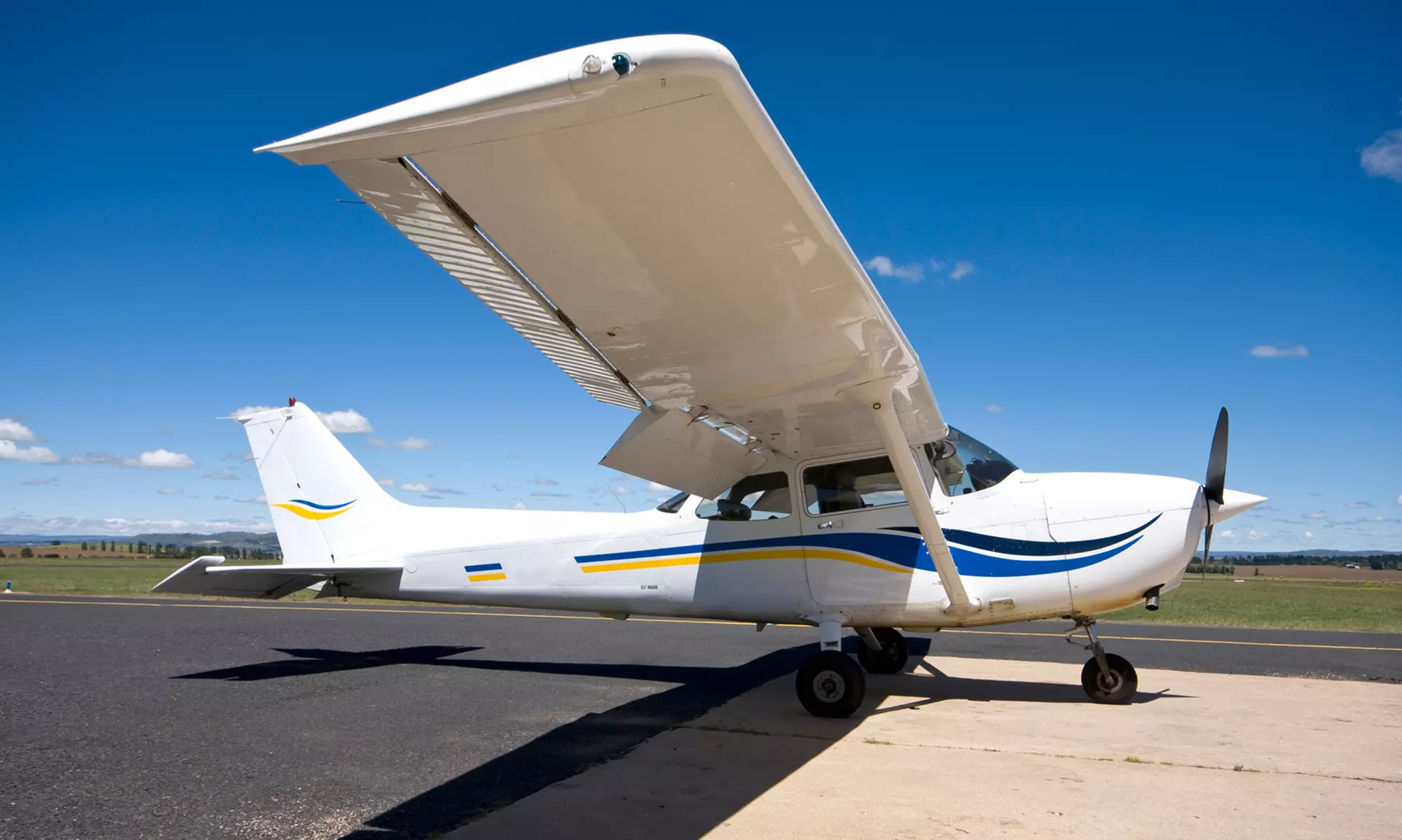 Introductory Flight Lesson at 2BAPilot NYC Flight School and Aircraft Rental (Up to 82% Off) - Primary Image