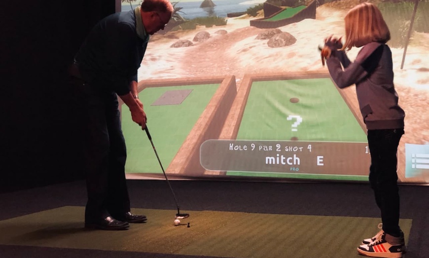 Image 6: Up to 44% Off Golf Simulator at Range Restaurant & Cocktail Bar