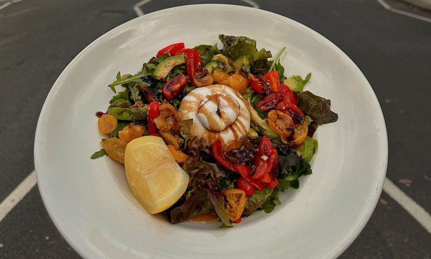 Image 6: £50 or £75 to Spend on Food & Drink at Amore & Limoncello