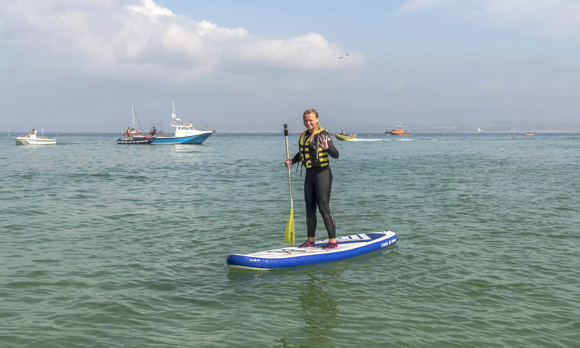 One-Hour Single or Double Kayak or Paddleboard Hire