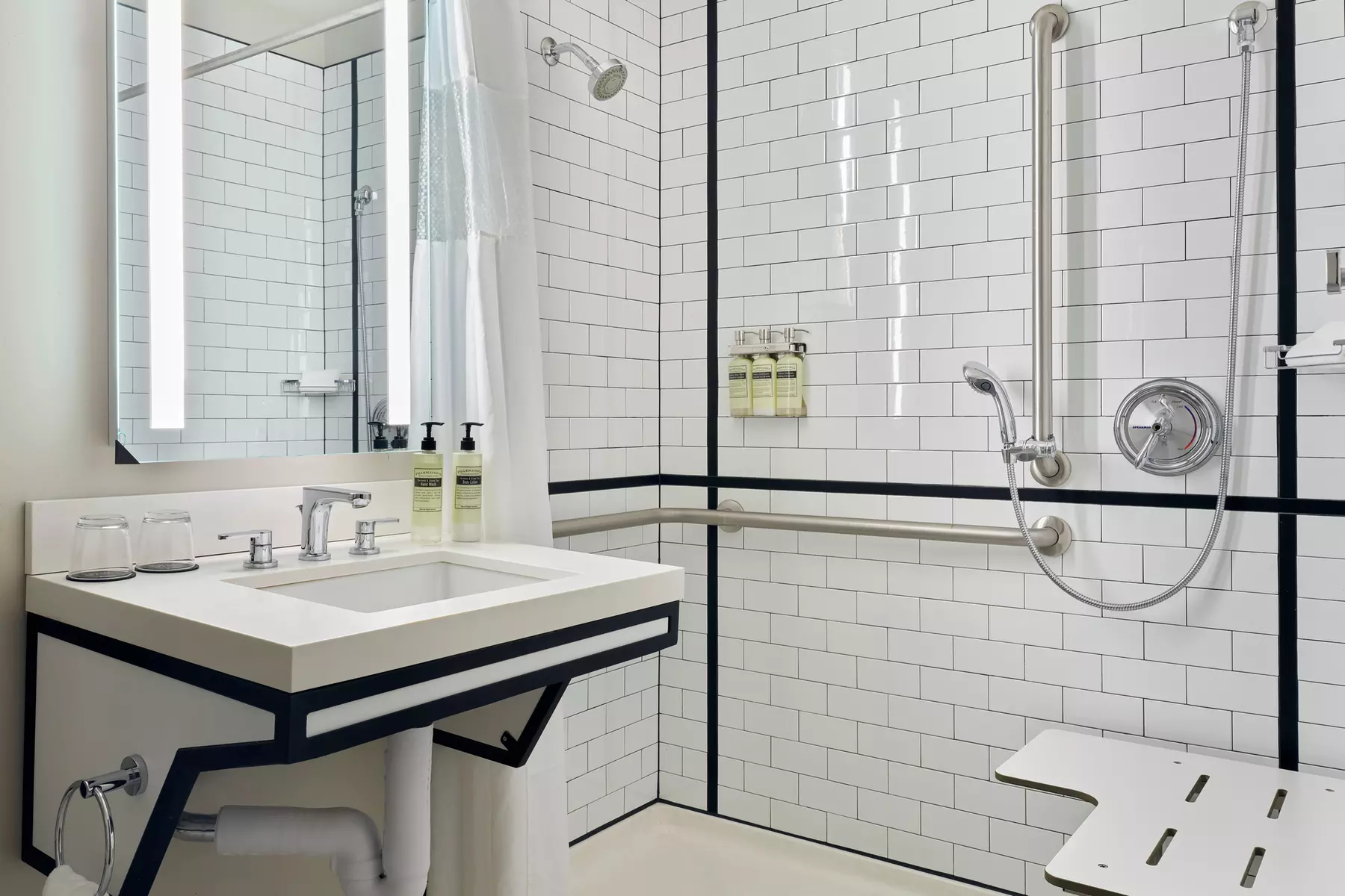 Member-Only Deal: 4-Star Hotel Near Millennium Park & Cultural Mile