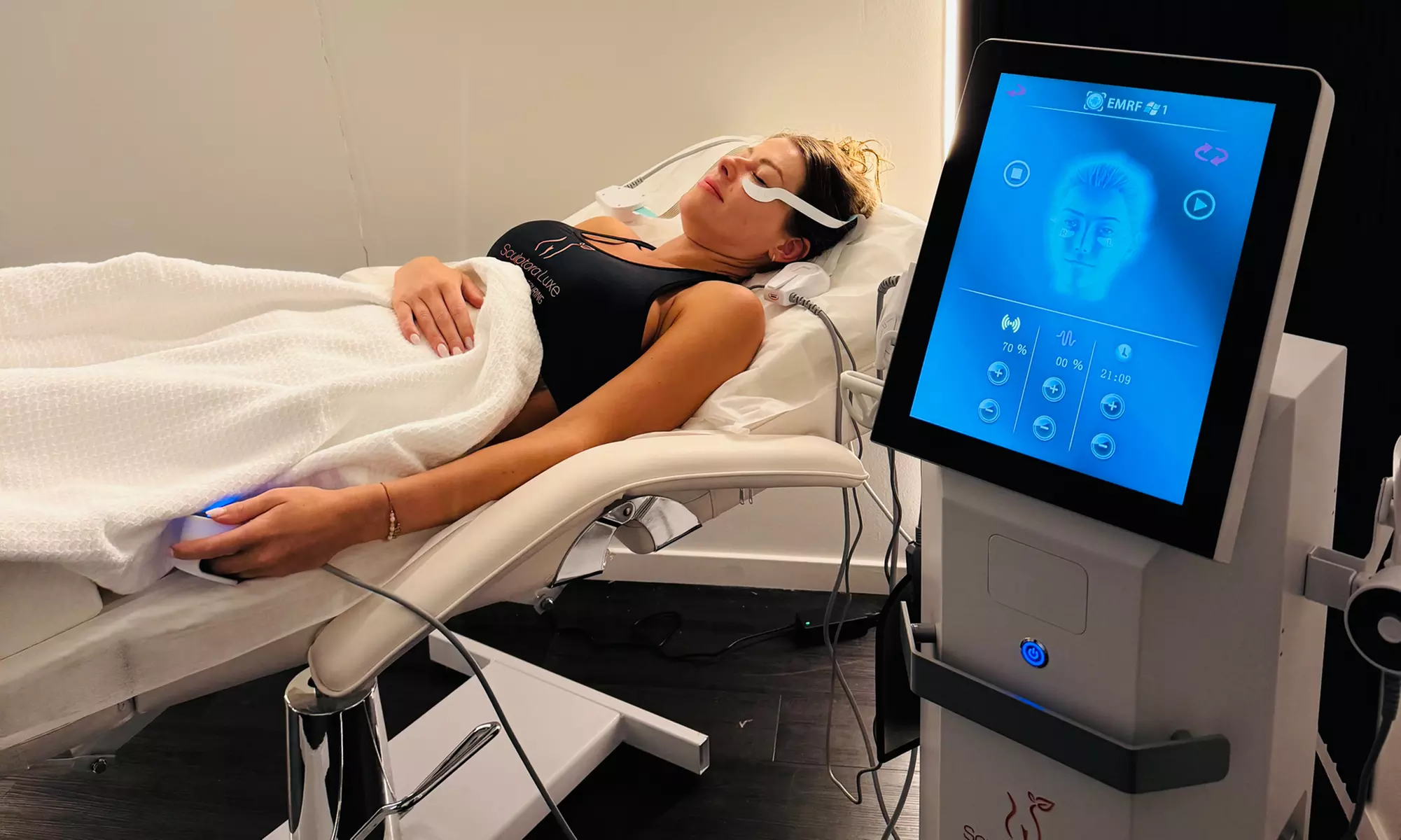 One or Two Electromagnetic sculpting Neo Sessions with Consultation