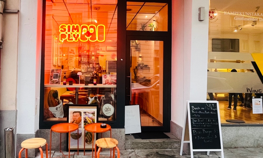 Image 2: Vietnamesisches Gericht oder Banh Mi nach Wahl inkl. Dessert / Getränk