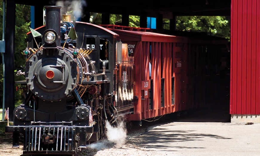 Image 7: Little Amerricka: Amusement Park, Classic Rides & Attractions