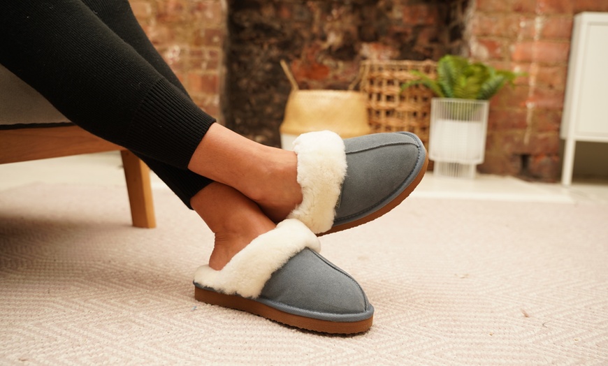 Image 24: Redfoot Ladies Sheepskin Slippers