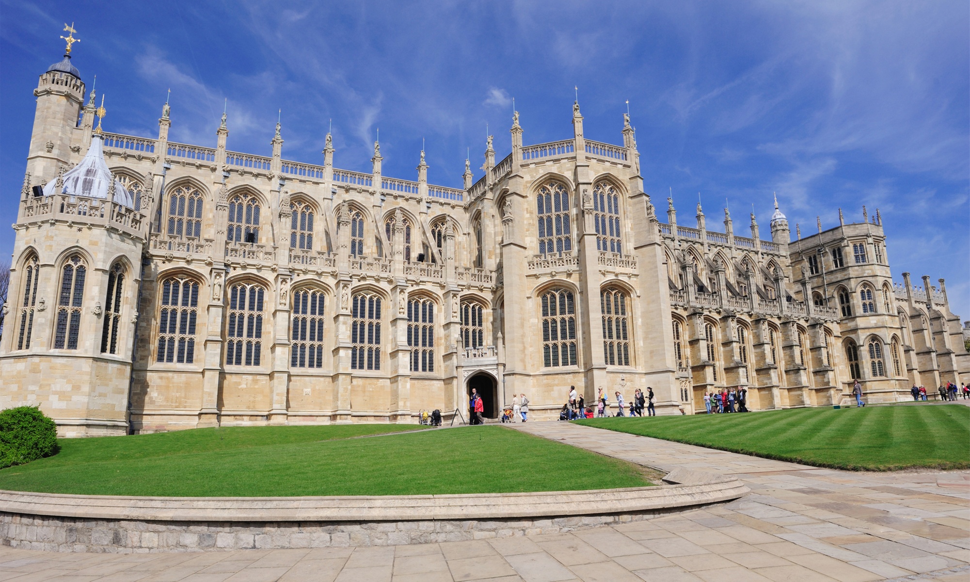 Explore Windsor Castle with premium seating options