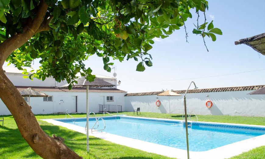 Image 2: Circuito Termal y Naturaleza: Hotel Balneario Marmolejo