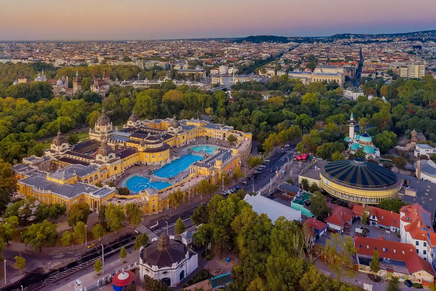 ✈8-Day Prague, Vienna, & Budapest Vacation from Great Value Vacations