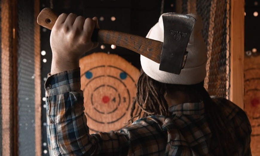 Image 1: 1 Std. 45 Min. Axtwerfen inkl. Nagel-Spiel oder Groupon Challenge