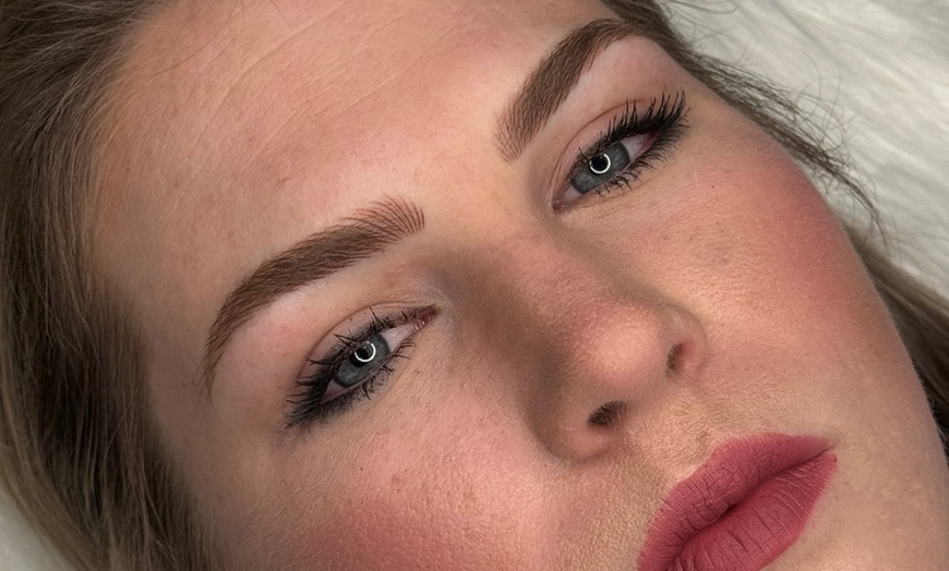 Image 10: One Nano, Ombré Powder or Hybrid Brow Session with Touch-Up