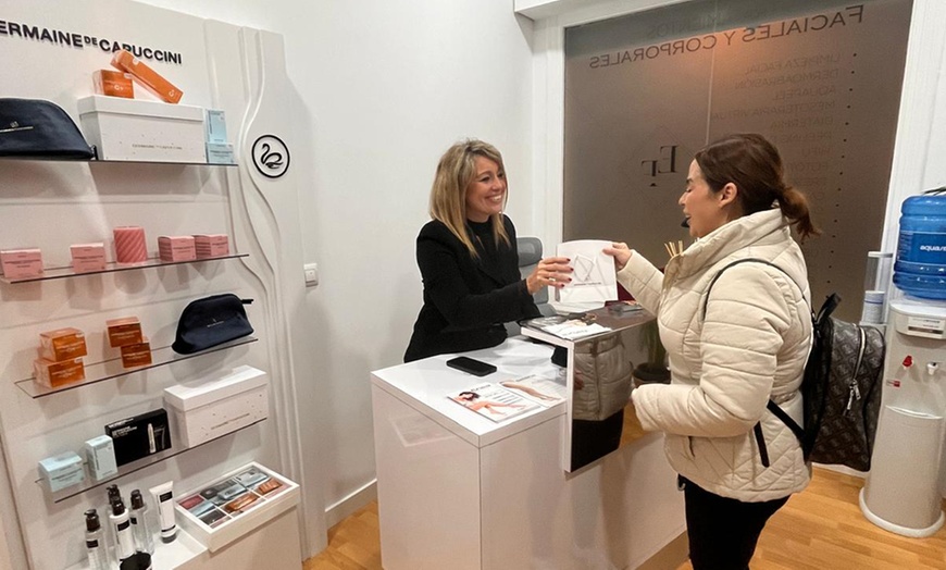 Image 3: 1 o 3 sesiones de fotorejuvenecimiento facial con láser IPL