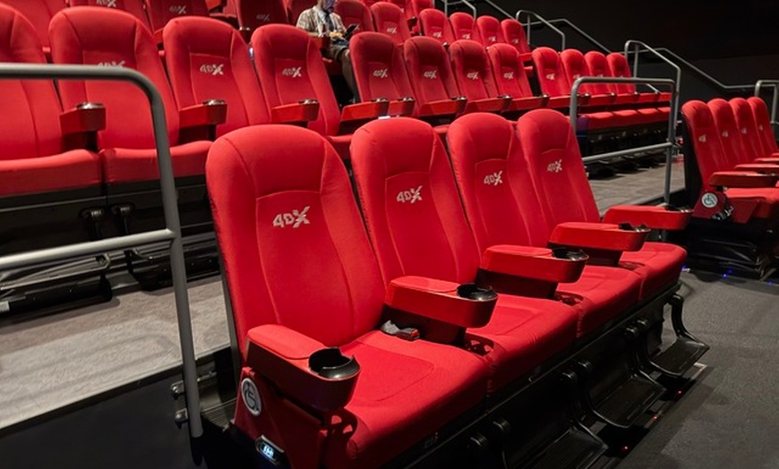 Image 4: 2 or 4 Movie Tickets w/ Popcorn at Apple Cinemas - San Francisco