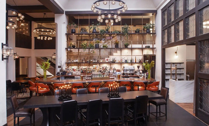 Image 8: Spacious 4* Hotel in Downtown Los Angeles