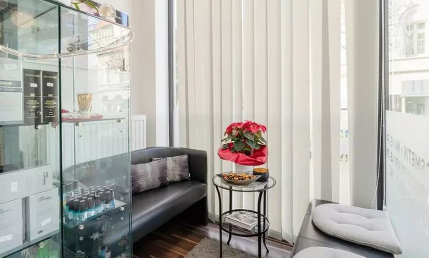 Image 3: 60 Min. klassische Gesichtsbehandlung inkl. Ampulle für 1 Person