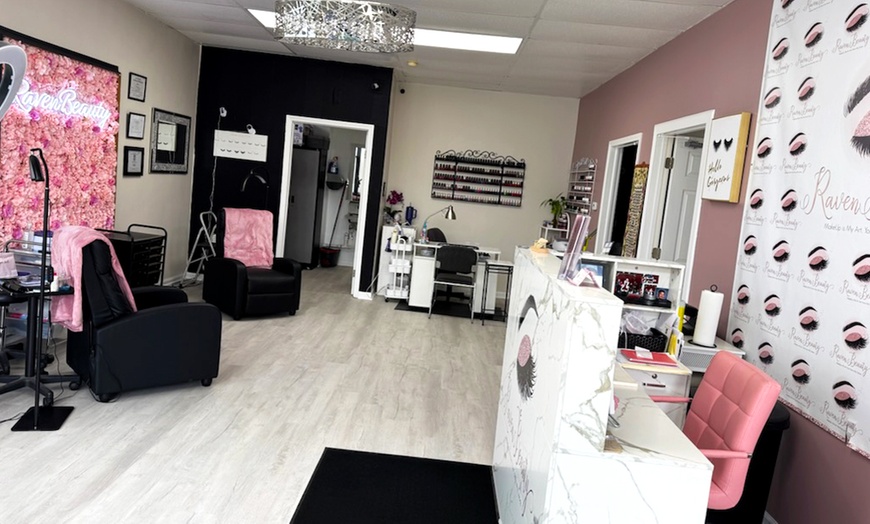Image 2: 1 Full Face, Brow, Lips Waxing or Eyebrow Threading or Waxing Session 