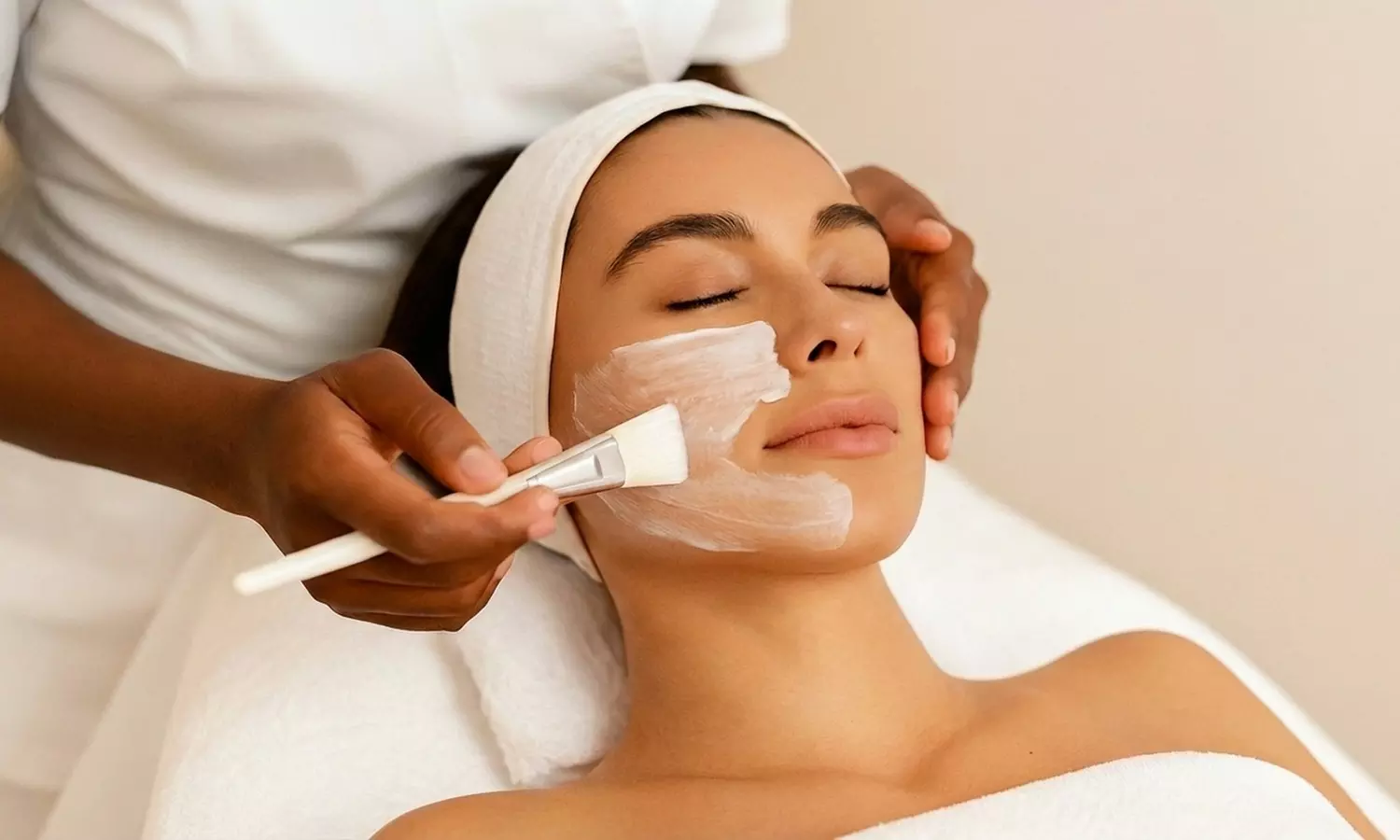 Limpieza facial 6 en 1 con punta de diamante y opción a extras para 1