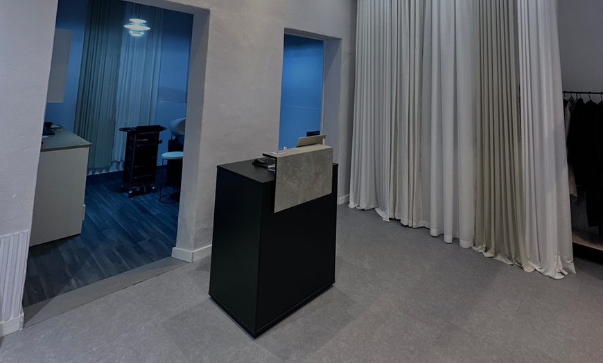 Image 7: Alisado brasileño orgánico reconstructor capilar-VEINVERSE Hair club