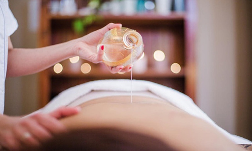 Image 6: Masaje con técnica a elegir de 30, 45, 60 o 75 minutos para 1 persona