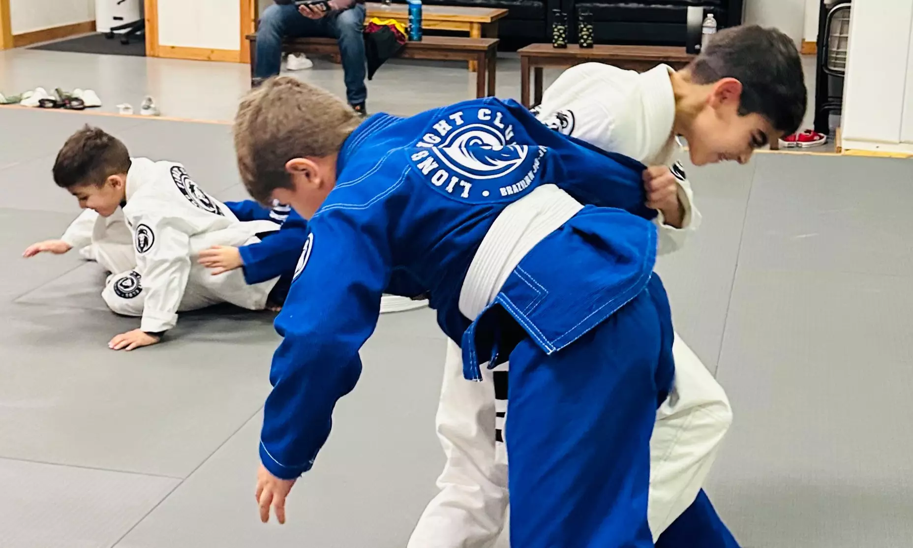 Dive into Lions Fight Club's 3- or 6-Class Package, for a Complete Martial Arts Journey (Up to 56% Off) - Second Medium