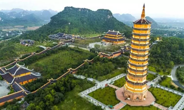 11-Day Vietnam Adventure: Stay, Cruise, Flights, Meals & Halong Tours!