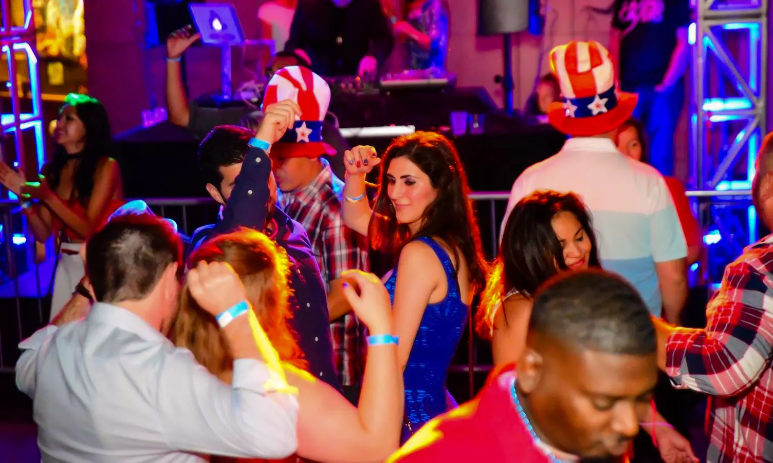 Tickets for 1, 2, 4, or 8 to Santa Monica Pre 4th Of July Pub Crawl 