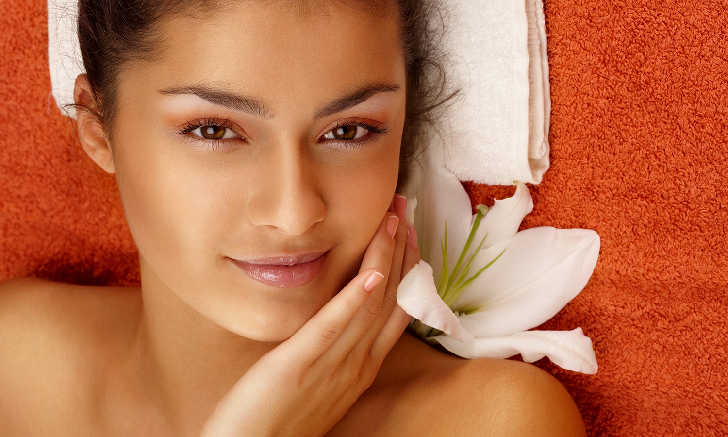 60-Minute Deep Cleansing Facial or Microdermabrasion Options