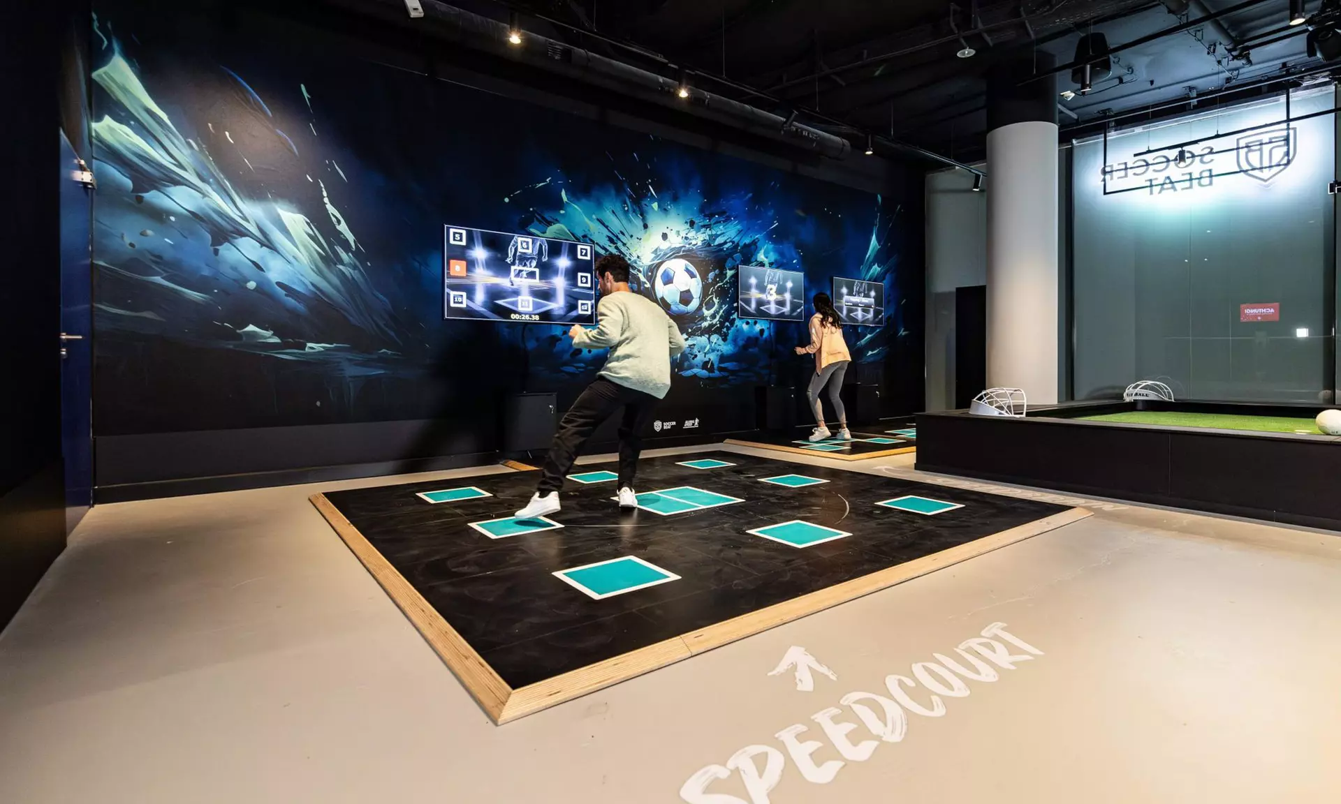 45 oder 90 Min. SOCCERBEAT für 1 Person: Fußballwelt mit 13 Spielzonen für Spiel & Wettbewerb (bis 32% sparen)