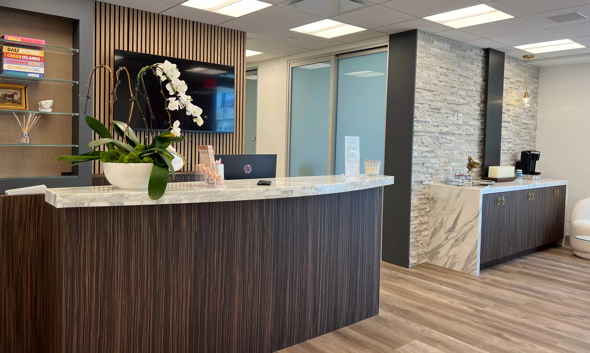 40,60, or 80-Min One Signature, Deluxe, or Platinum HydraFacial