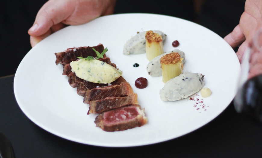 Image 4: Culinaire Italiaanse lunch of diner bij Hotel Riga