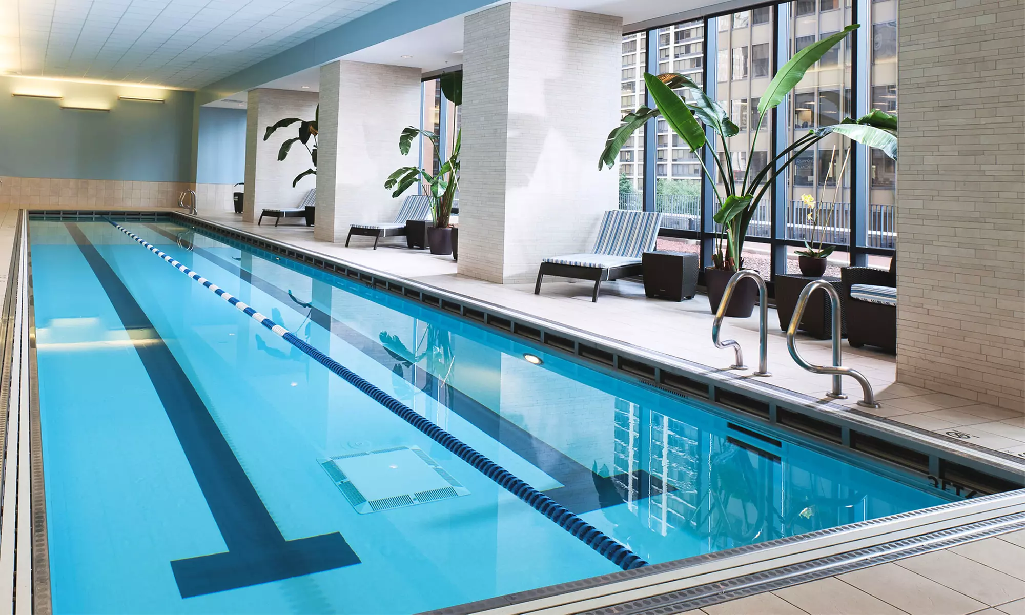 Hotel Near Millennium Park w/ Breakfast or Valet for Select Options
