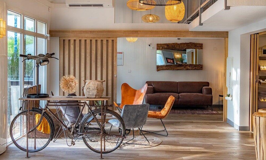 Image 7: Brunch ou dîner savoureux au restaurant du Village 49