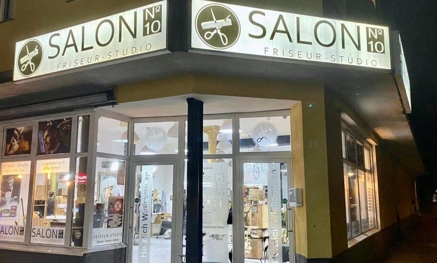 Image 1: Microneedling, Aqua Facial oder BB-Glow-Behandlung für 1 Person