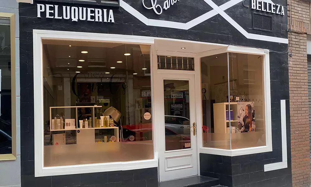 Peluquería con hidratación, peinado y opción a corte, color y más