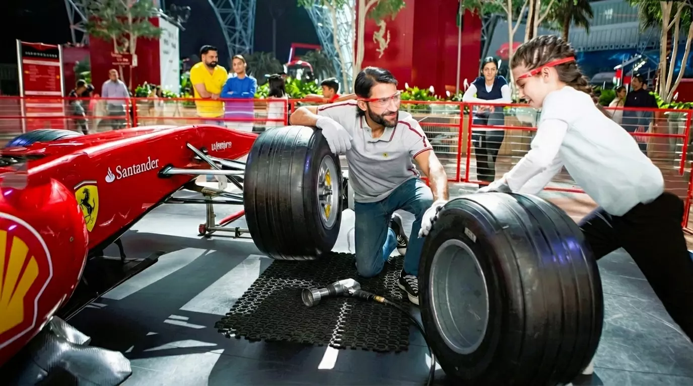 Flexible Yas Island Theme Park Access