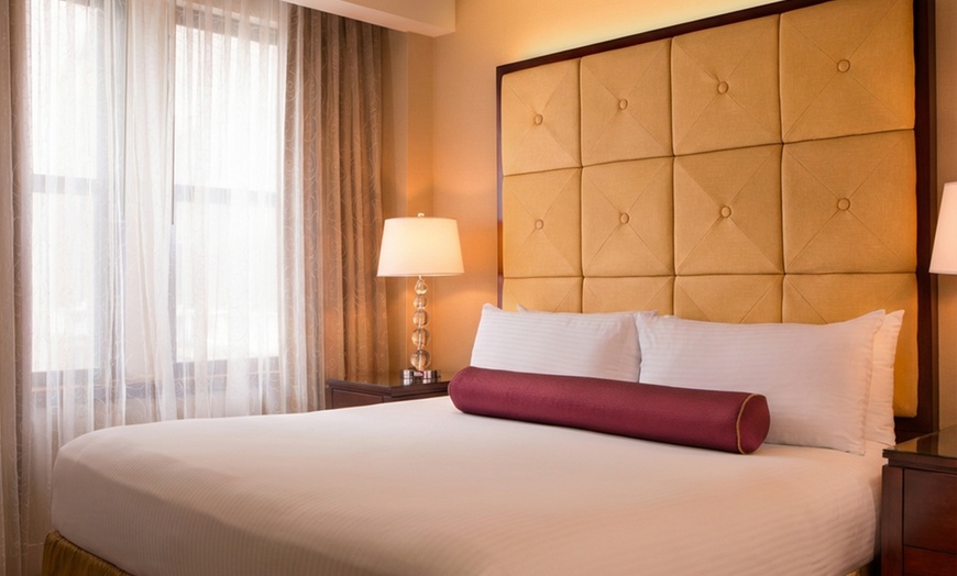 Image 3: Member-Only Deal: Millennium Hotel Knickerbocker Chicago