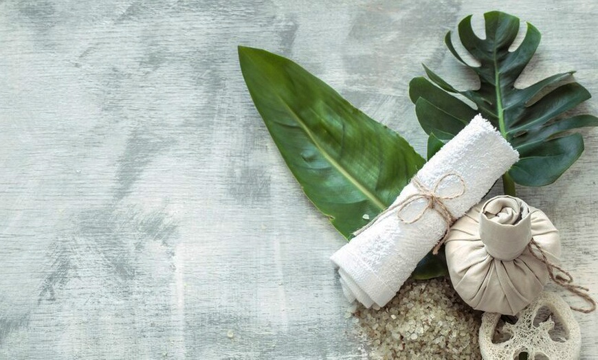 Image 2: 1 o 2 sesiones de rehidratación labios o microlifting facial para 1 