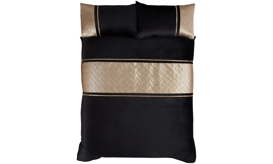 Image 5: Capri Velvet Touch Duvet Set with Diamante Trim