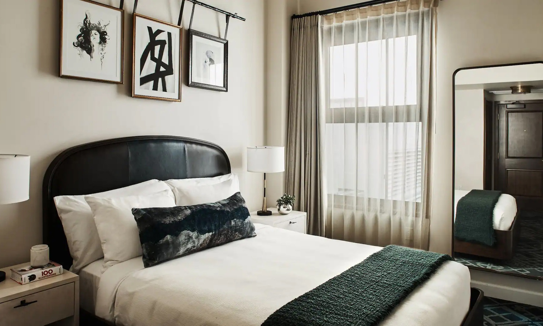 Spacious 4* Hotel in Downtown Los Angeles