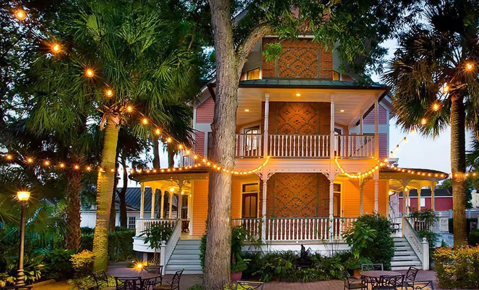 One- or Two-Night Stay with a Bottle of Wine at Beaufort Inn in Beaufort, SC - Primary Image