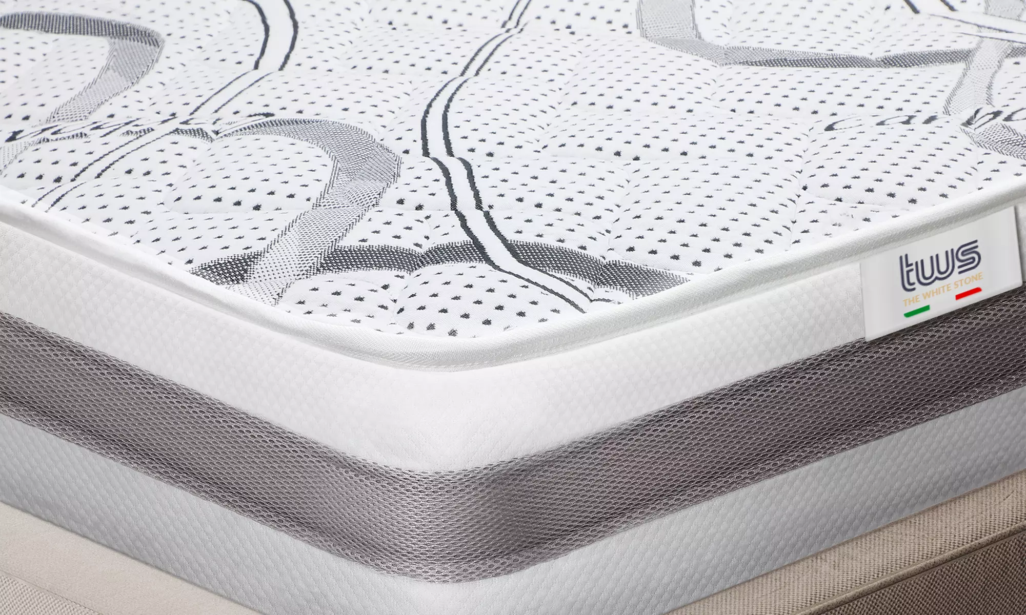 Matelas orthopédique 20 cm à mémoire de forme The White Stone