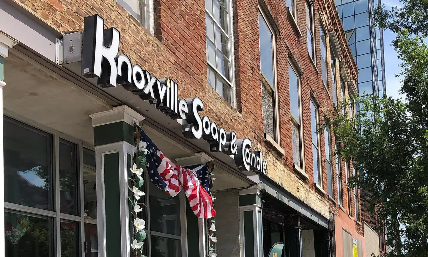 2 / 4 Tickets for a Private 3-Hour Knoxville or Jonesborough Food Tour