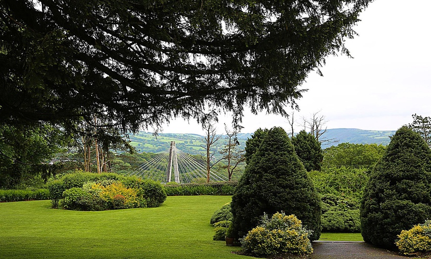 Image 4: Traditional Hotel in South Wales