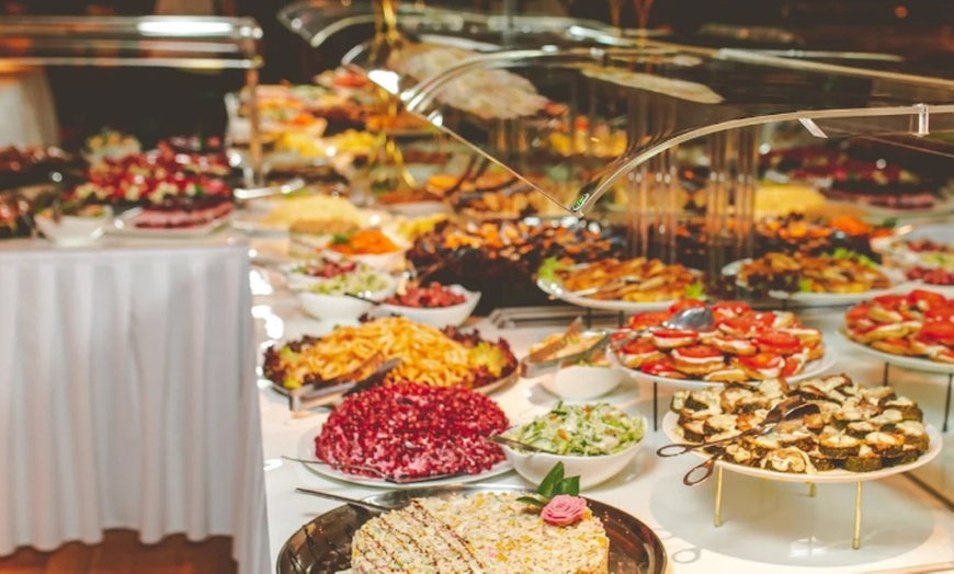 Image 7: Dr. Schiwago Menü mit Hauptgericht, Beilage & Dessert für 1 - 4 Pers.