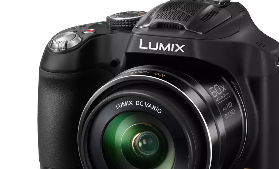 Panasonic Lumix 16.1MP Digital Camera with 60x Zoom (DMC-FZ70K). - Second Medium