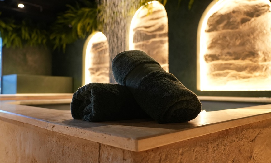 Image 12: Unwind With An Ice Bath And Sauna Wellness Session