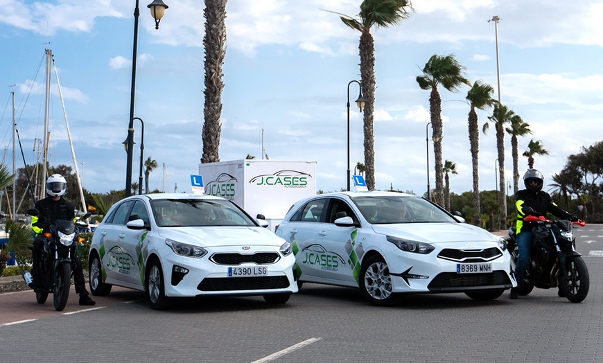 Image 2: Curso para obtener el carnet  de conducir B con 2 o 4 prácticas