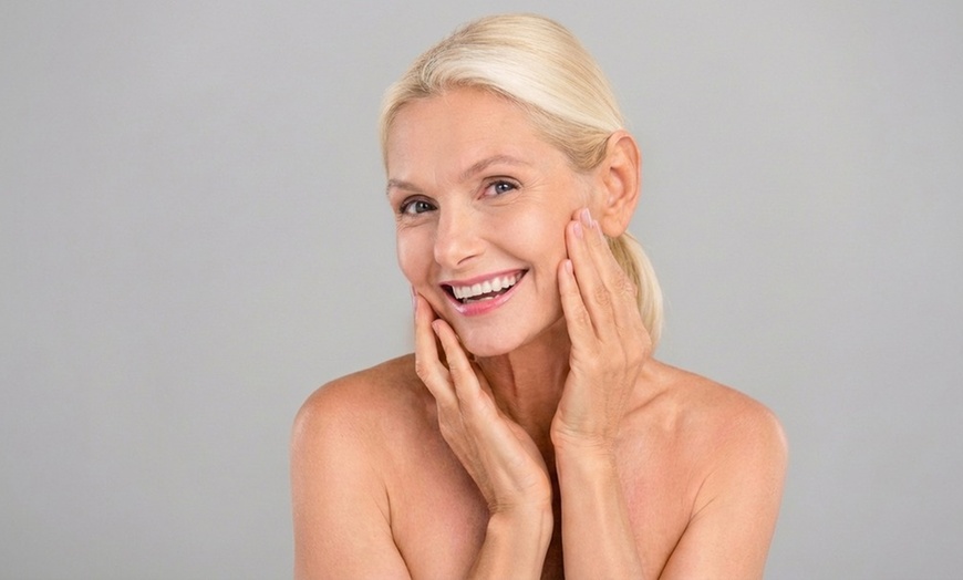 Image 2: Refresh Your Look with 40 or 60 Units of Botox for a Youthful Glow